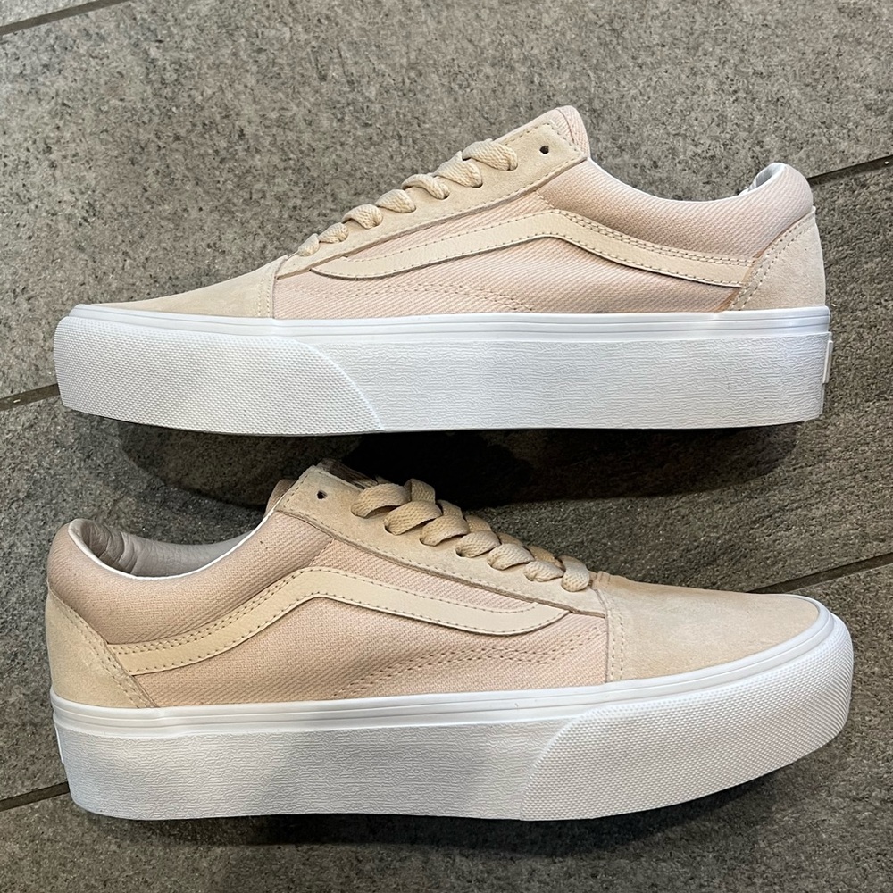 Vans Old Skool Platform, Brazilian sand, suede/canvas, size 7.5
